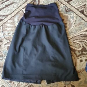 A Pea In The Pod Maternity Skirt